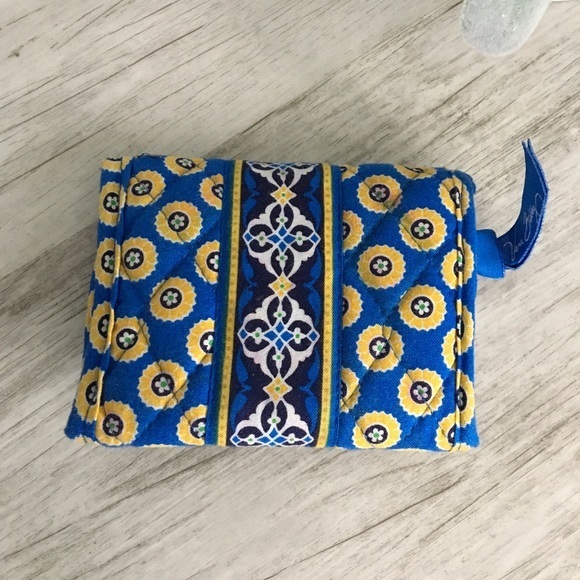 Vera Bradley Rivera Blue Pattern Design Yellow Trifold Wallet Spring 2008 - Picture 3 of 14